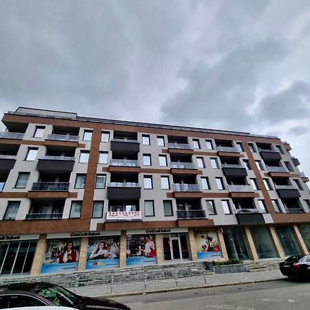 Best Family Apartments & Private Parking Sofia Exterior photo